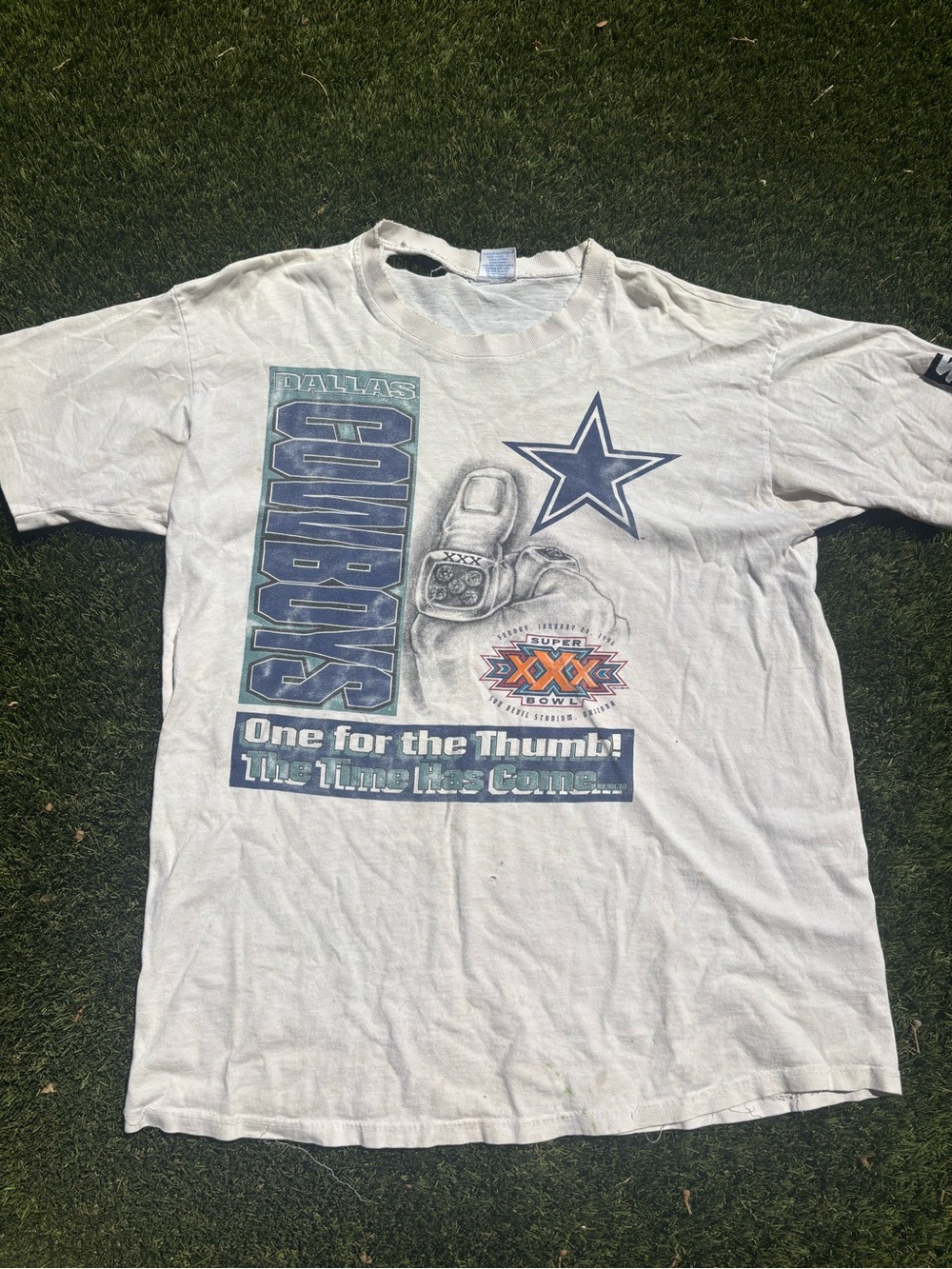 Men's Dallas Cowboys Graphic Short Sleeve Tee in White